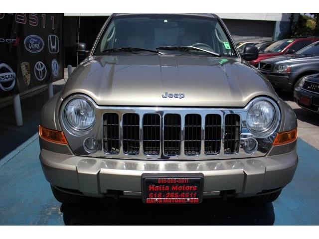 2005 Jeep Liberty SLT 25