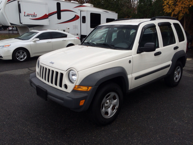 2005 Jeep Liberty Elk Conversion Van
