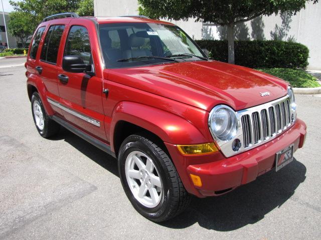 2005 Jeep Liberty C1500 Scottsdale
