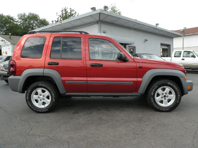 2005 Jeep Liberty Elk Conversion Van
