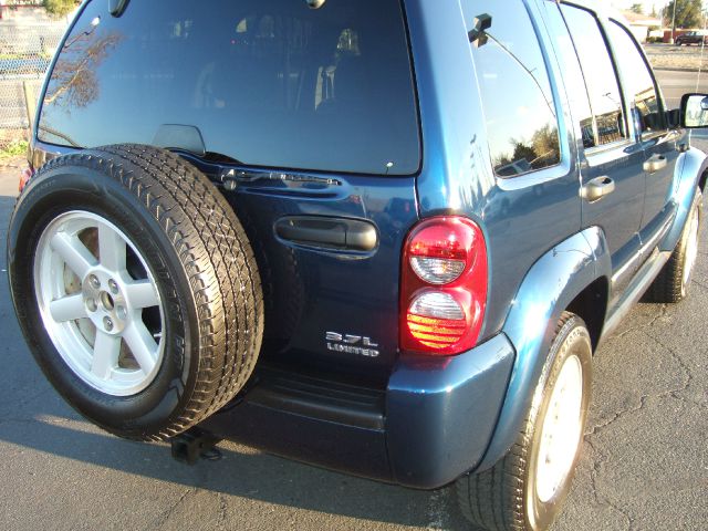 2005 Jeep Liberty Super