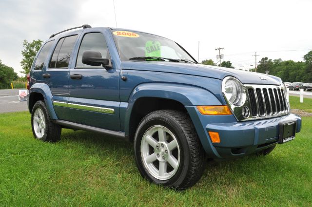 2005 Jeep Liberty Super
