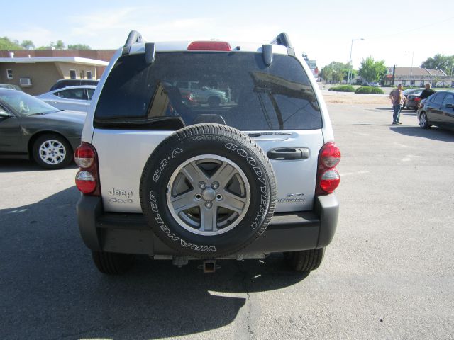 2005 Jeep Liberty Extended Sport Util 4D
