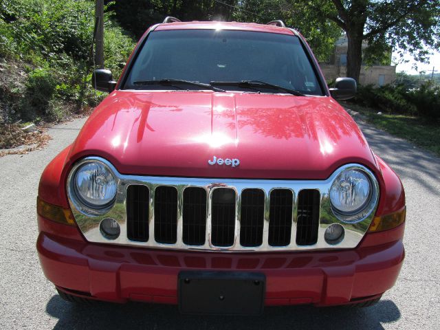 2005 Jeep Liberty Super