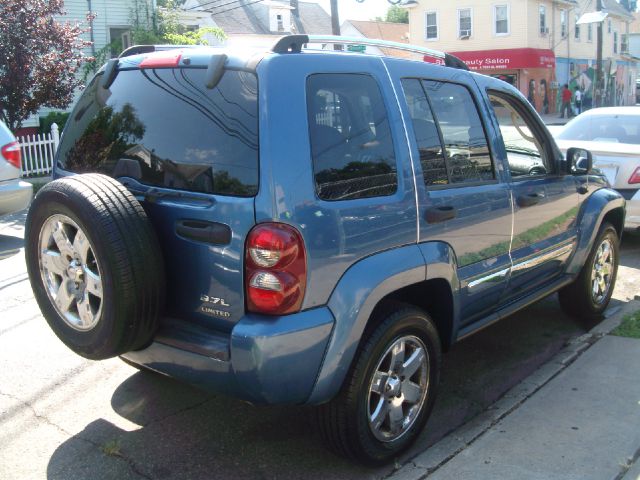 2005 Jeep Liberty Super
