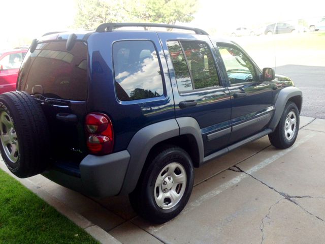2005 Jeep Liberty Elk Conversion Van