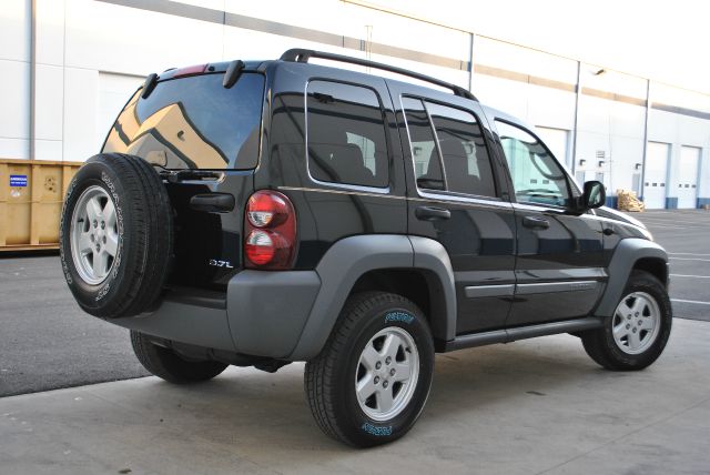 2005 Jeep Liberty Elk Conversion Van