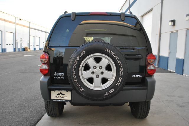2005 Jeep Liberty Elk Conversion Van