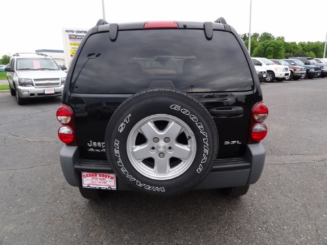 2005 Jeep Liberty Elk Conversion Van