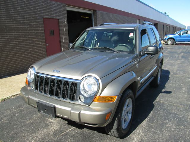 2005 Jeep Liberty C1500 Scottsdale