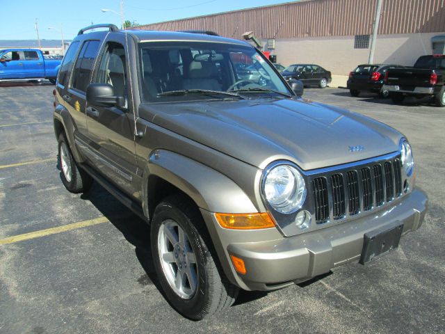 2005 Jeep Liberty C1500 Scottsdale