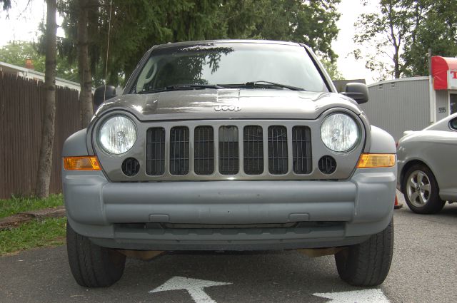 2005 Jeep Liberty Extended Cab V8 LT W/1lt