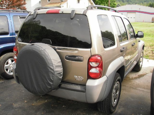 2005 Jeep Liberty Elk Conversion Van