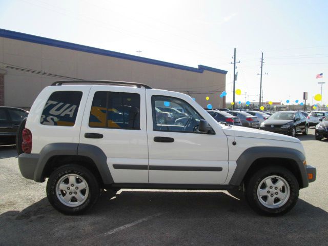 2005 Jeep Liberty Extended Cab V8 LT W/1lt