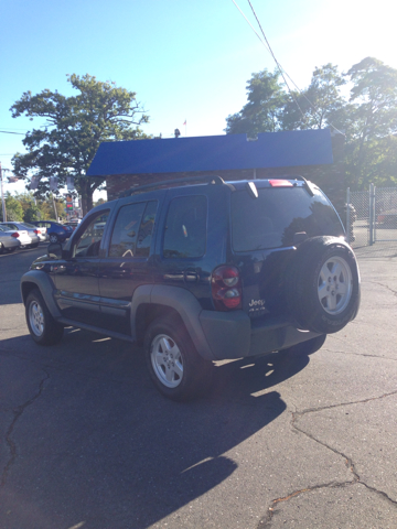 2005 Jeep Liberty Elk Conversion Van