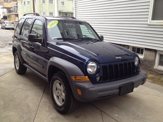 2005 Jeep Liberty Elk Conversion Van