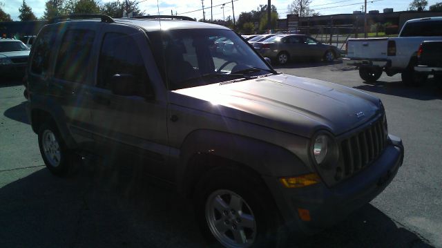 2005 Jeep Liberty Elk Conversion Van
