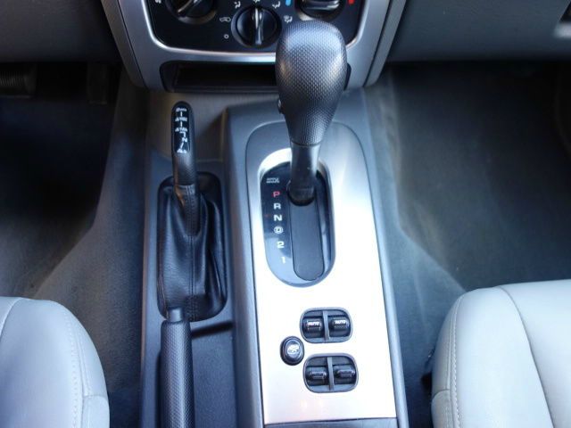 2005 Jeep Liberty SLT 25