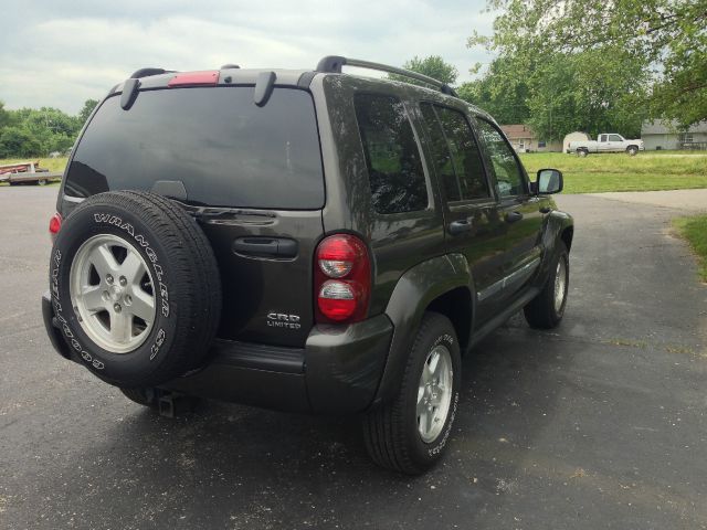 2005 Jeep Liberty Super
