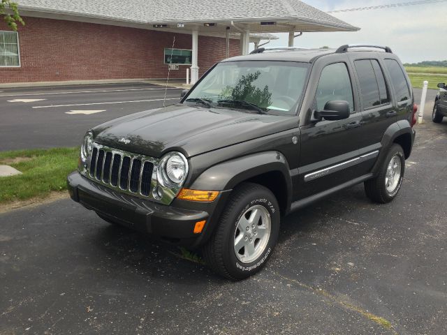 2005 Jeep Liberty Super