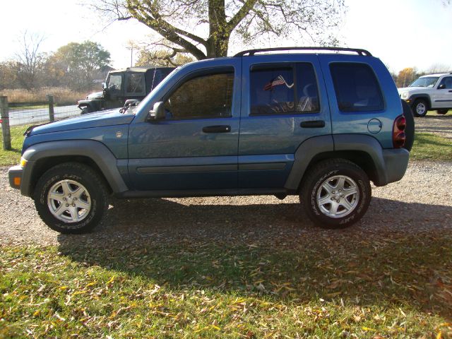 2005 Jeep Liberty Elk Conversion Van