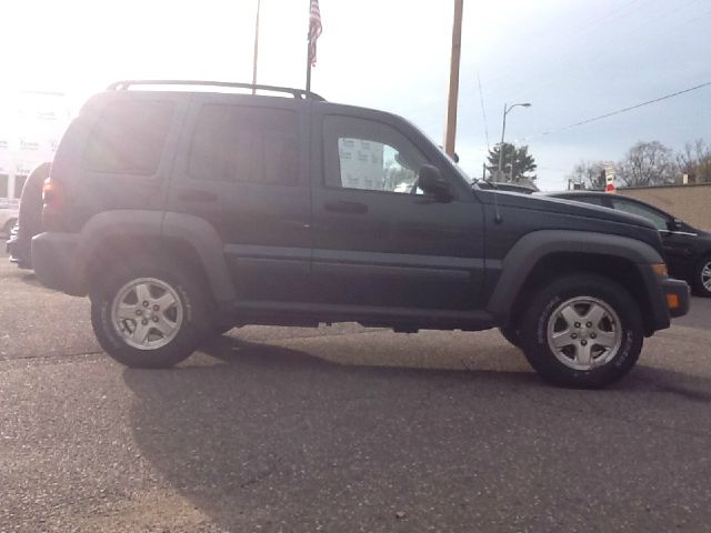 2005 Jeep Liberty Elk Conversion Van