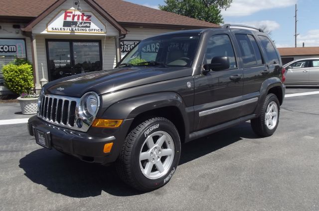2005 Jeep Liberty Super