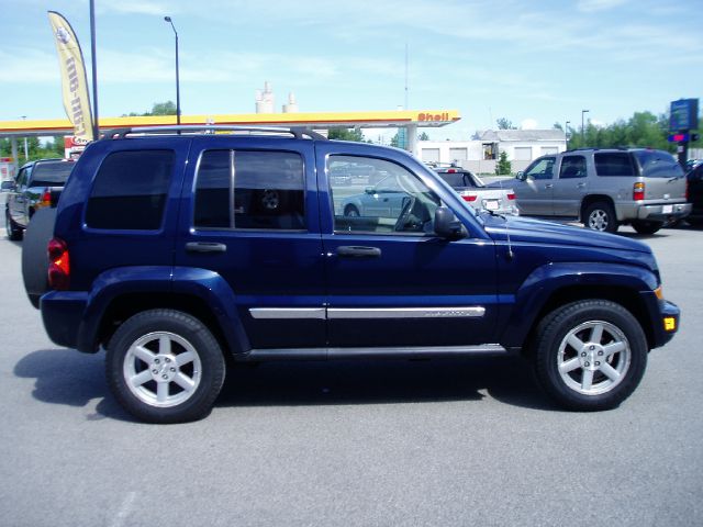 2005 Jeep Liberty Super