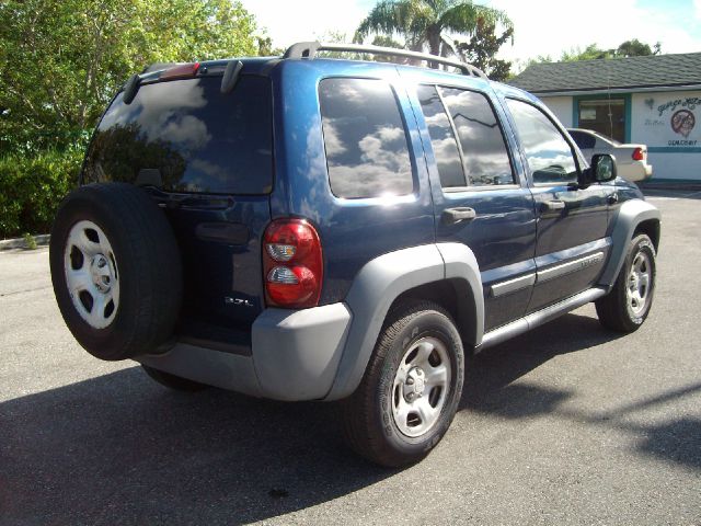 2005 Jeep Liberty GSX