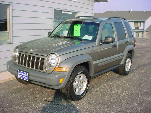 2005 Jeep Liberty Elk Conversion Van