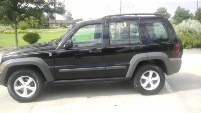 2005 Jeep Liberty Elk Conversion Van