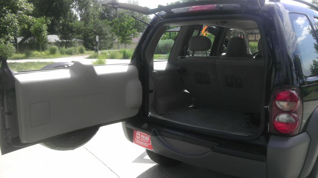 2005 Jeep Liberty Elk Conversion Van