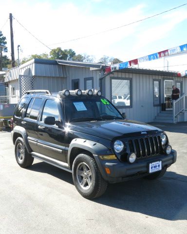 2005 Jeep Liberty Lariat Crew Cab 2WD Super Duty