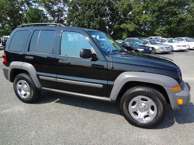 2005 Jeep Liberty Elk Conversion Van