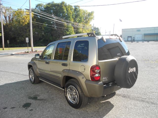 2005 Jeep Liberty Extended Sport Util 4D