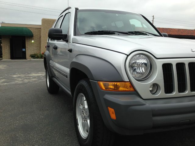 2006 Jeep Liberty Extended Cab V8 LT W/1lt