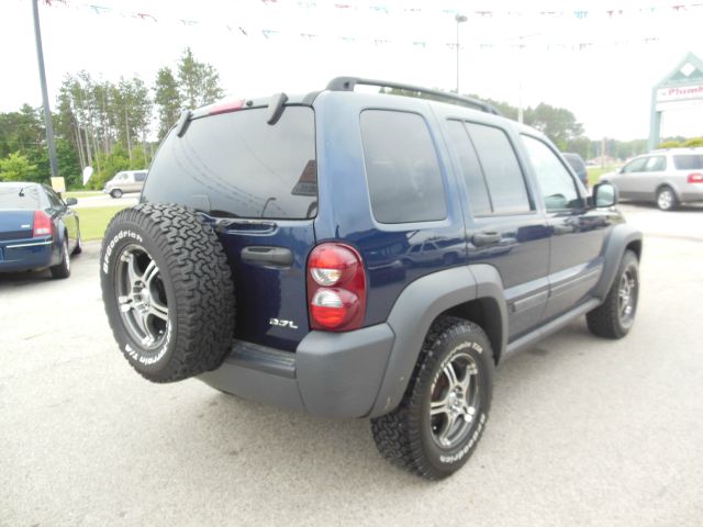 2006 Jeep Liberty Elk Conversion Van