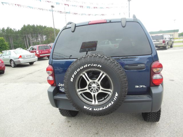2006 Jeep Liberty Elk Conversion Van
