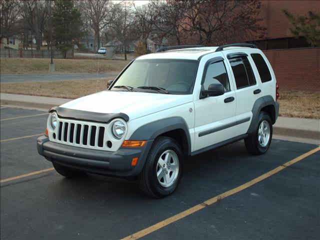 2006 Jeep Liberty Elk Conversion Van