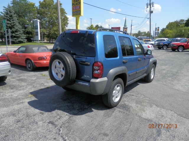2006 Jeep Liberty Elk Conversion Van