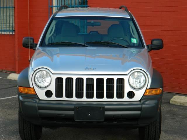 2006 Jeep Liberty 2 Dr SC2 Coupe