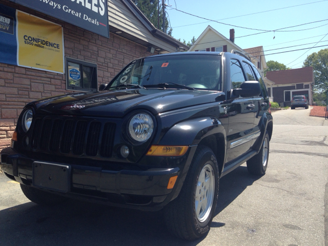 2006 Jeep Liberty Elk Conversion Van