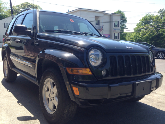 2006 Jeep Liberty Elk Conversion Van
