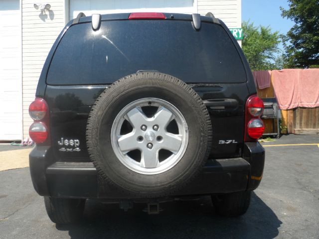 2006 Jeep Liberty Elk Conversion Van