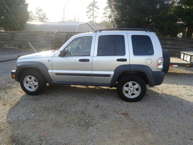 2006 Jeep Liberty Elk Conversion Van