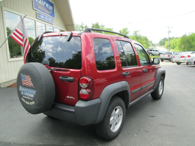 2006 Jeep Liberty Elk Conversion Van