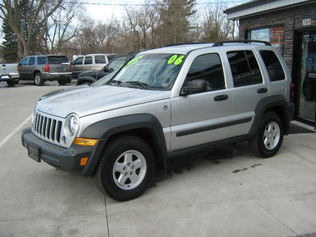 2006 Jeep Liberty Elk Conversion Van