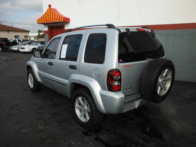 2006 Jeep Liberty Super