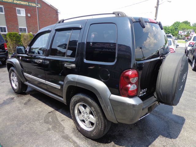 2006 Jeep Liberty Elk Conversion Van