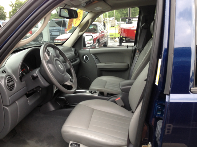 2006 Jeep Liberty Super